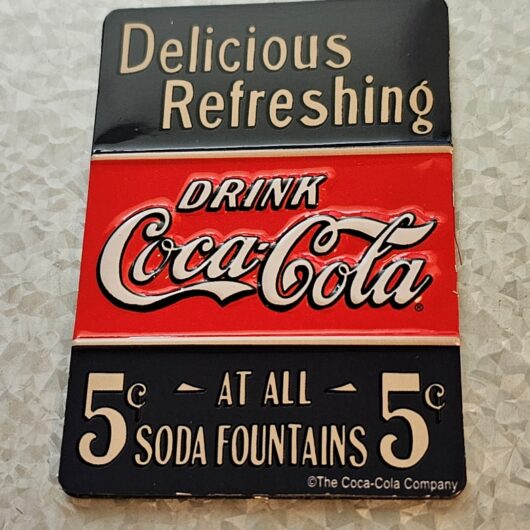 drink coca cola